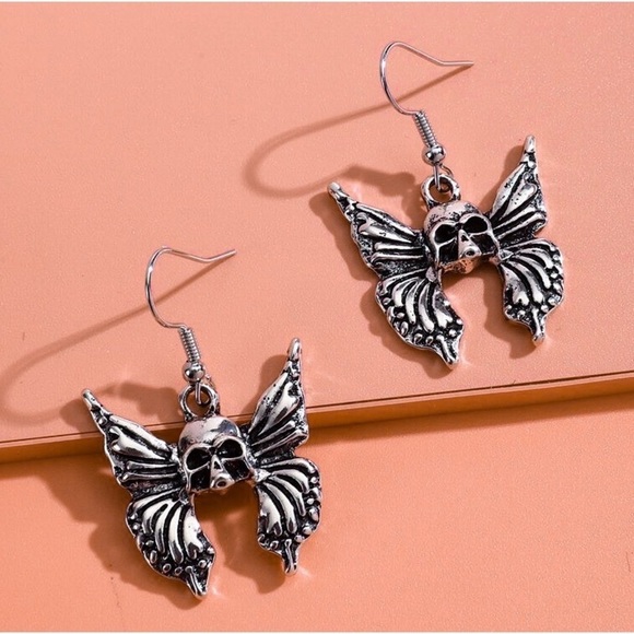 GlitzBlitz Boutique Jewelry - Any 4/$25! Oxidized Silver Death’s Head Skull Moth Butterfly Drop Earrings